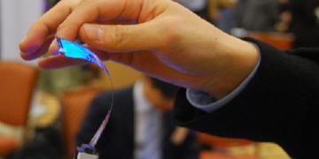 Samsung'dan bükülebilir ekranlı akıllı telefon geliyor