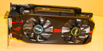 ASUS Radeon R9 280X MATRIX görüntülendi