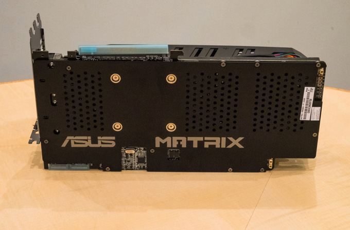 asus-radeon-r9-280x-arka