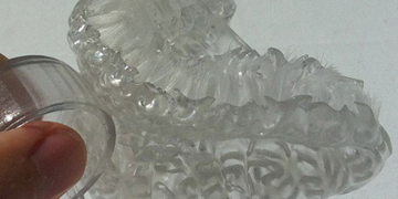 3D yazıcıyla yapılan fırça, dişlerinizi 6 saniyede fırçalıyor