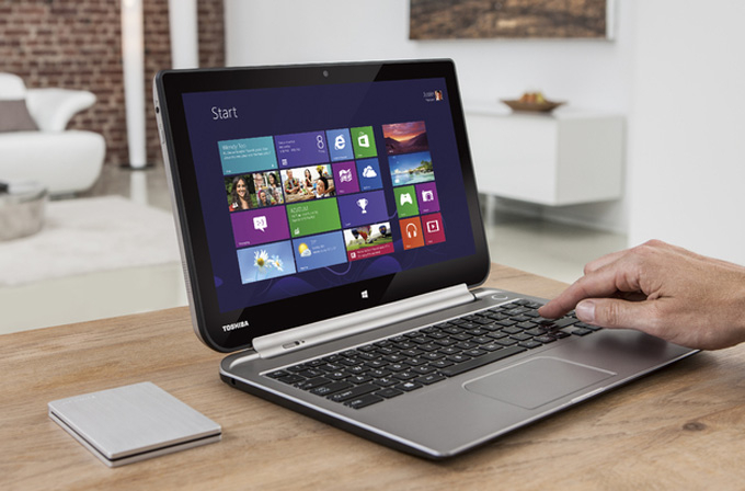 Toshiba, Satellite W30T ve W30DT'yi tanıttı