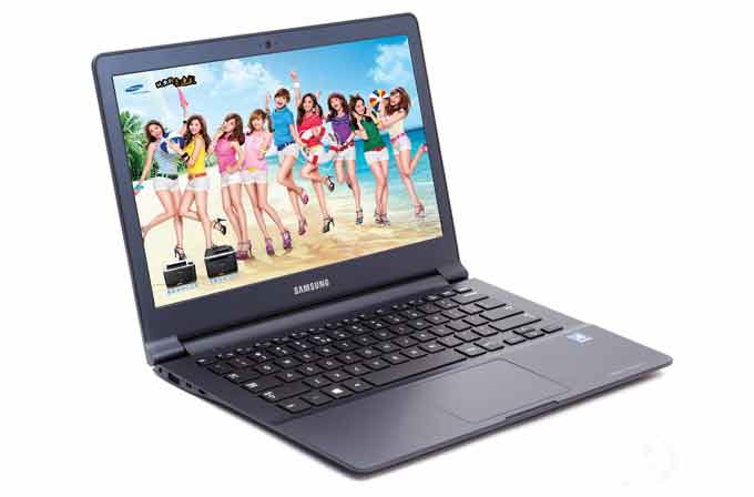 Ultrabook ayarında dizüstü bilgisayar