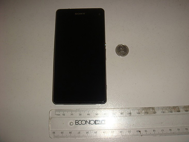 xperia-z1-mini-02