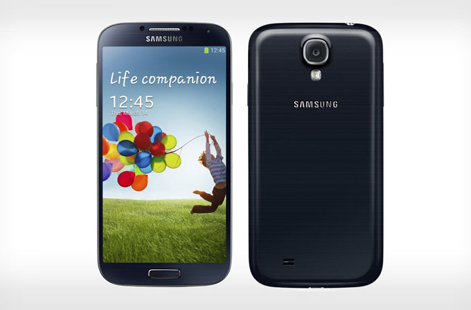 Samsung Galaxy S4 ve S4 Mini modellerine “simsiyah” renk seçeneği gelebilir