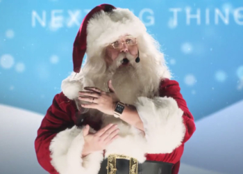 Noel baba Galaxy Gear reklamında gözüktü