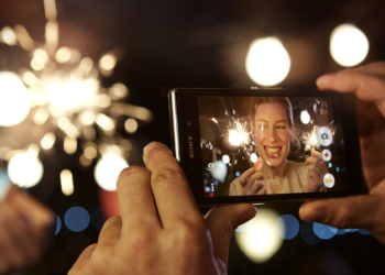 Seyahat tutkunları için ideal akıllı telefon: Xperia Z1