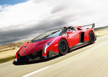 Lamborghini Veneno Roadster otomobili için Monster Audio ile anlaştı