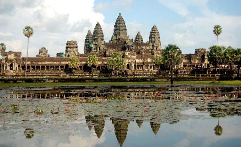 Google Street View ile Angkor Wat tapınağını gezin!