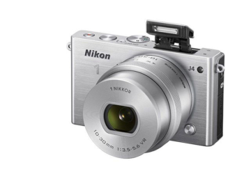 Nikon 1 serisine yeni üye Nikon 1 J4