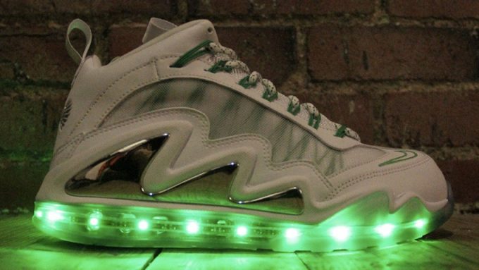 lightupsneaks