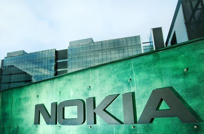 Nokia resmi olarak akıllı telefon pazarına geri dönüyor Nokia resmi olarak akıllı telefon pazarına geri dönüyor