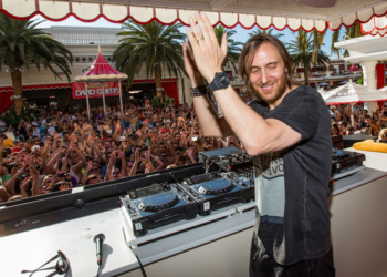 David Guetta, USB belleğini kaybettiği için konser iptal etmedi