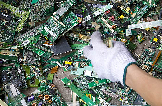 Galeri: Elektronik atıklarla yapılan sanat eserleri