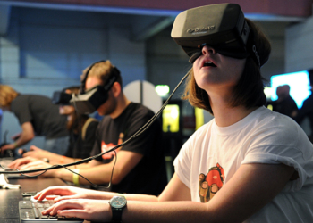 Oculus VR'den 1 milyar oyunculu MMO planı