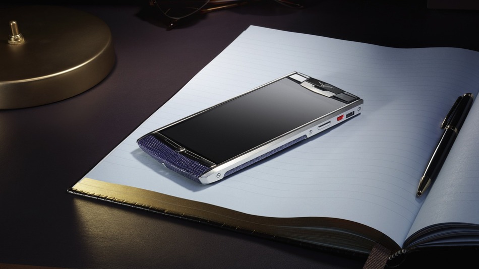 Vertu-Signature-Touch-e1401828111309
