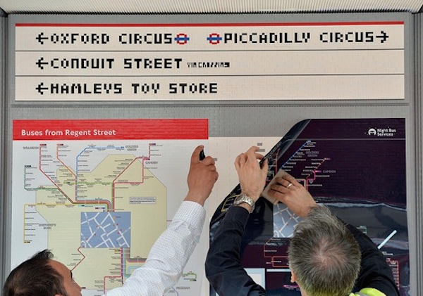 Galeri: 100,000 parça LEGO'dan otobüs durağı! lego otobüs durağı