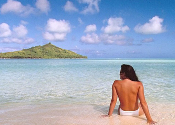 Jennifer In Paradise