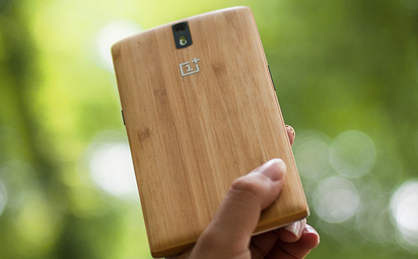 onePlus one bamboo cover