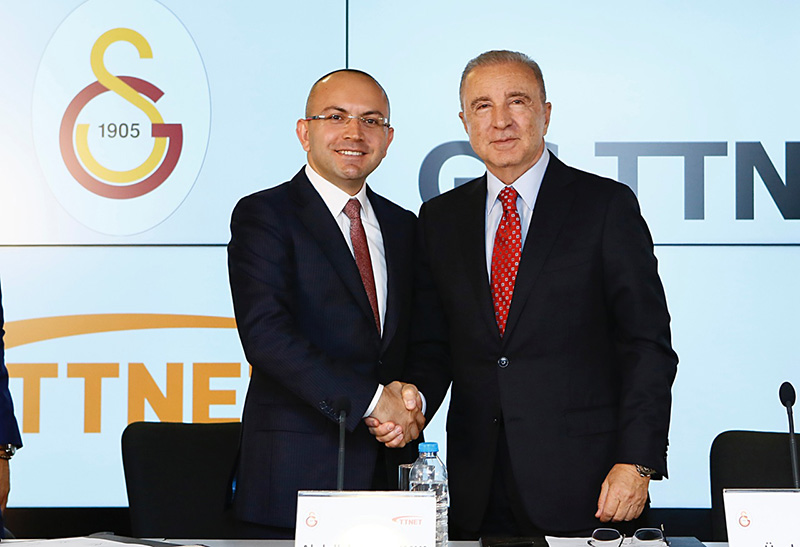 TTNET-Genel-Müdürü-Abdullah-Orkun-Kaya_Galatasaray-Spor-Kulübü-Başkanı-Ünal-Aysal(2)