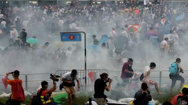 140928160941_hongkong_occupy_624x351_afp