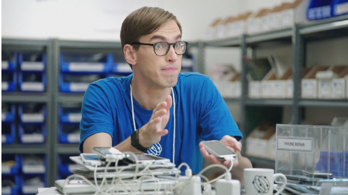 Samsung'tan Apple ile dalga geçen 6 yeni reklam