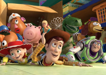 Toy Story 4; Buzz, Woody ve diğer oyuncukları tekrar sahneye taşıyacak