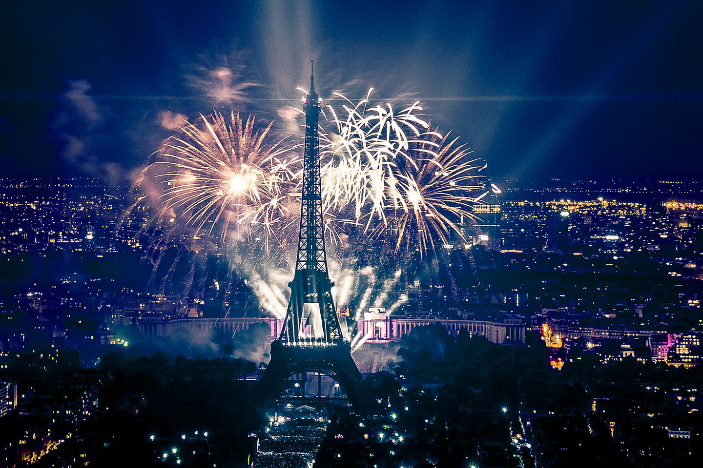 feu d'artifice du 14 juillet 2013 sur le sites de la Tour Eiffel