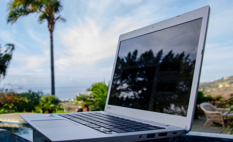 Toshiba’dan beklenen Chromebook 2 geldi