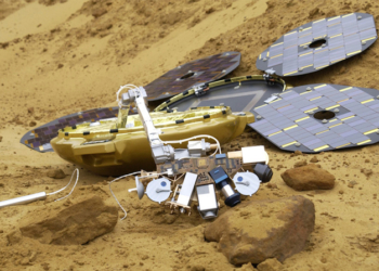 Video: Kaybolan rover 12 yıl sonra Mars üzerinde bulundu!