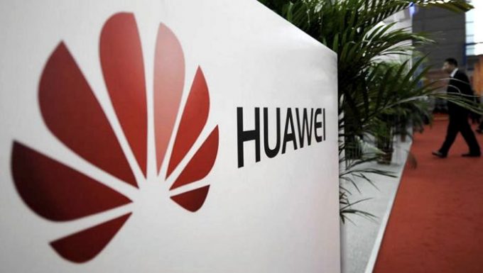 huawei-logo-wall11