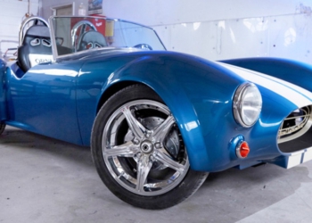 Bu da oldu; 3D yazıcıdan Shelby Cobra roadster!
