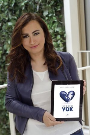 Facebook’un kitabını yazdı!