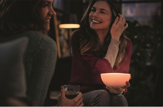 Philips'ten taşınabilir akıllı aydınlatma: Hue Go