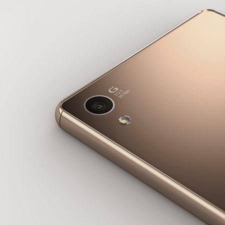 08_Xperia_Z3_+_Copper_08