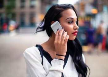 Akıllı telefonlar vücudumuza ve beynimize ne yapıyor?