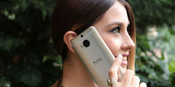 Kız Bakışı: HTC One M9+ (Cansu Sarı)