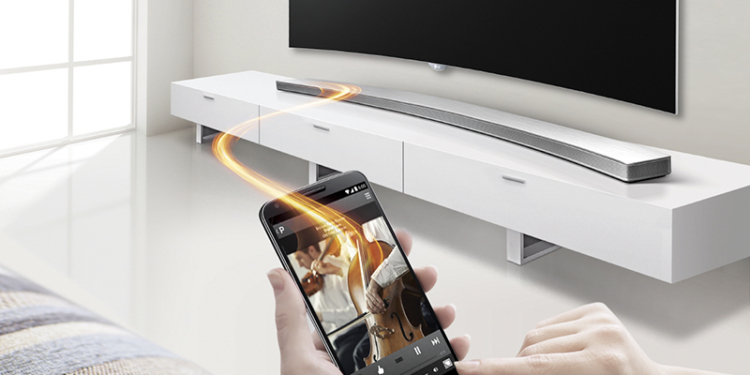 LG Curved Sound Bar HS8'in sesi de görüntüsü kadar güzel