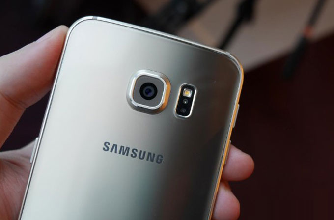 Samsung'dan Galaxy S6 İçin Yeni Güncelleme