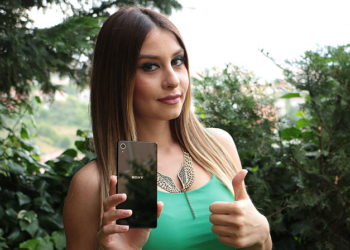 Kız Bakışı: Sony Xperia Z3+ (Cansu Sarı)
