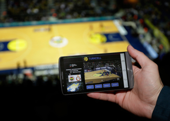 Turkcell 4.5G ile derbiyi cepten 4 farklı açıdan izletti