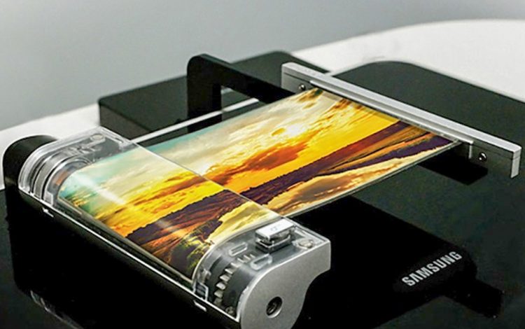 Samsung’un En Son Teknoloji Kıvrılabilen Ekranı
