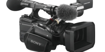 Sony, Full HD El Tipi Kamerası HXR-NX5R'yi Tanıttı