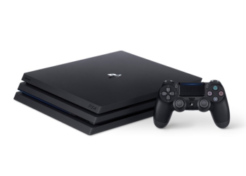 PlayStation 4 Pro Türkiye'de Satışa Sunuldu