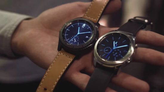 Samsung, Gear Akıllı Saatleri için iPhone Uygulaması Yayınladı