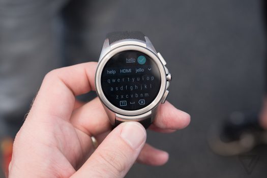 Android Wear 2.0 Akıllı Cevaplamalar İçin Yapay Zeka Kullanıyor