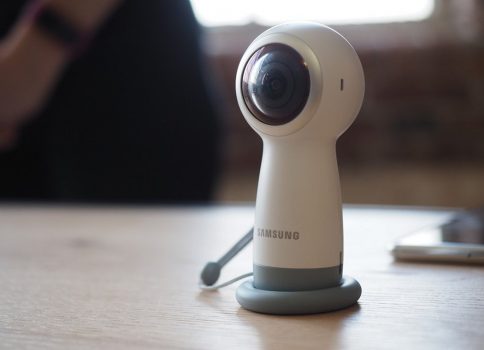 Samsung'un Yeni Gear 360 Kamerası iPhone ile Çalışıyor