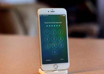 Apple, iPhone'daki Acil Durum Araması Açığını Kapattı