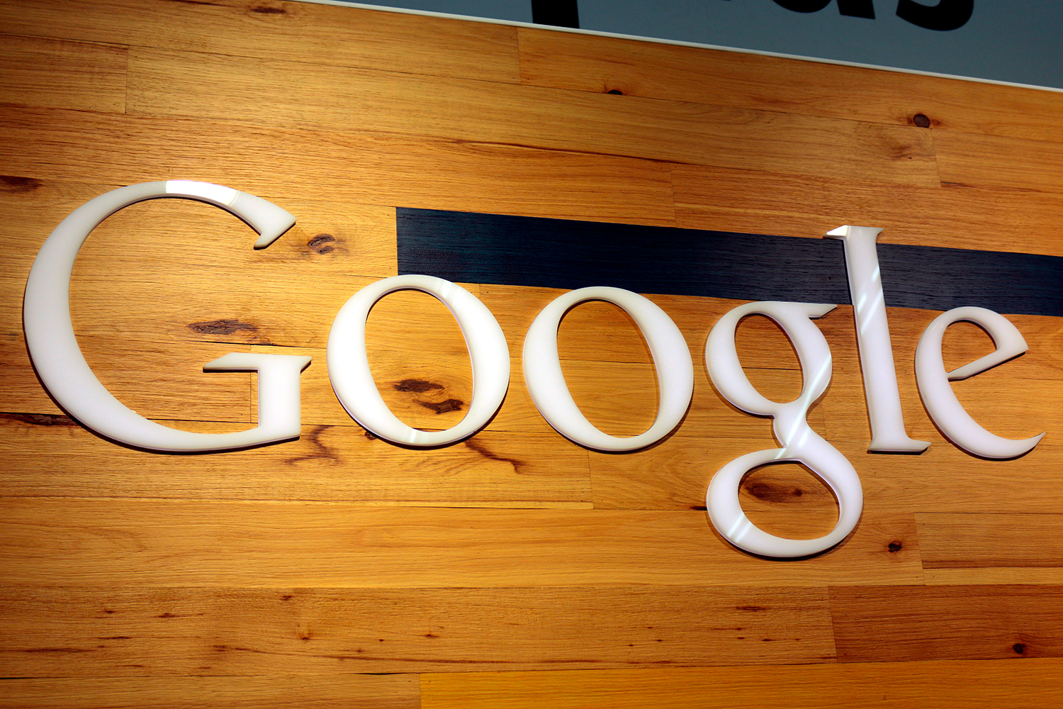 Google, Fransa Başbakanı'nın Firmaya Açtığı Davayı Kazandı