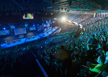 hyperx intel exteme masters esl seyirciler