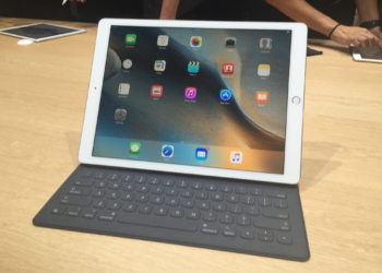 Apple, Smart Keyboard İçin 3 Yıl Ücretsiz Tamir Garantisi Veriyor